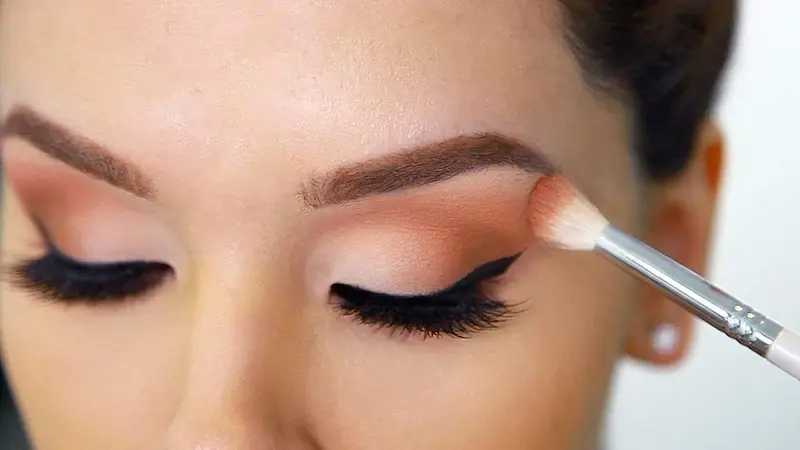 makeup mata natural